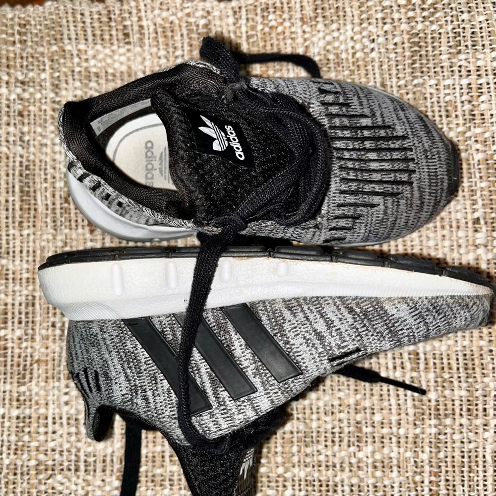 Toddler Adidas Swift Run